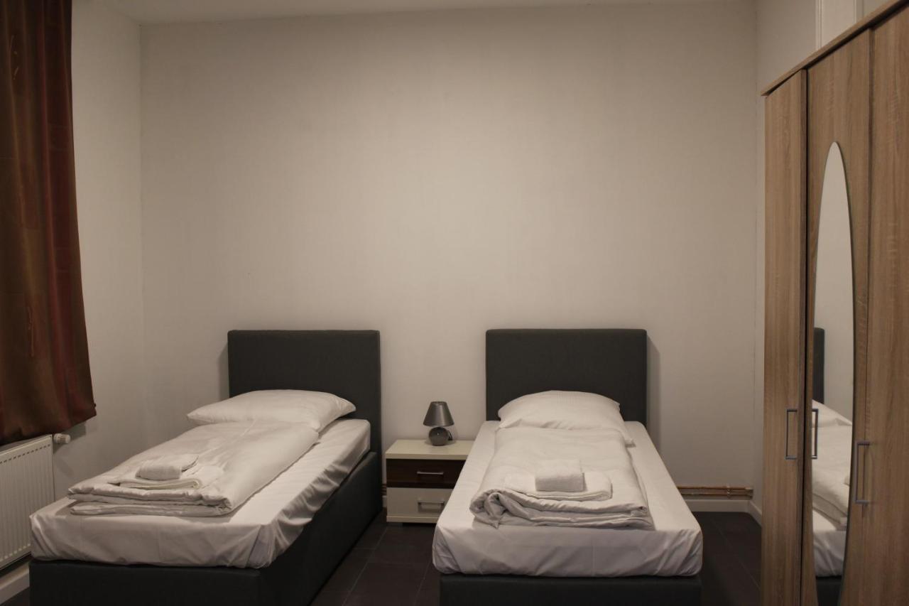 David'S Hostel เกสทาคท์ ภายนอก รูปภาพ